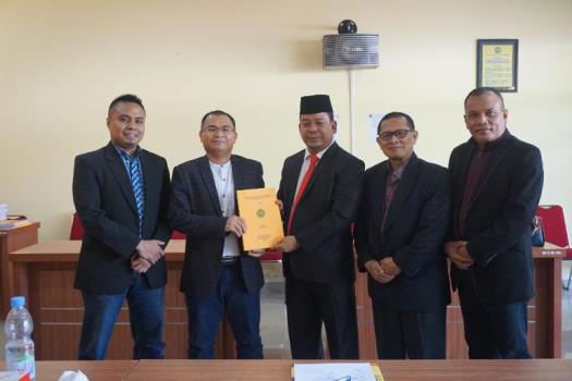 Wakil Ketua DPRD Riau Raih Gelar Magister Manajemen Pascasarjana Universitas Lancang Kuning